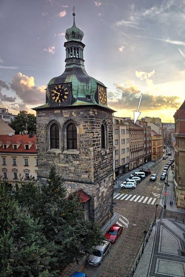 Peter'S Tower Apartments プラハ エクステリア 写真