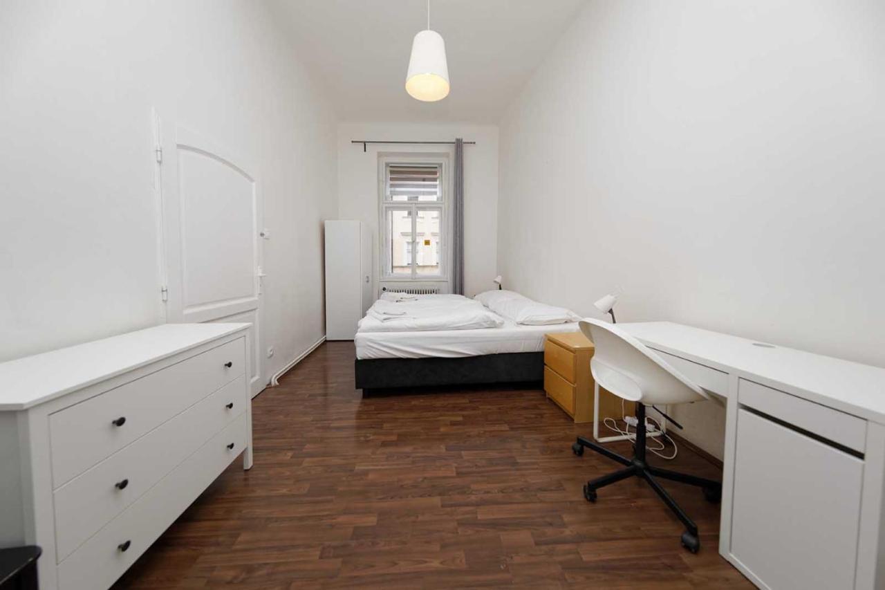 Peter'S Tower Apartments プラハ エクステリア 写真